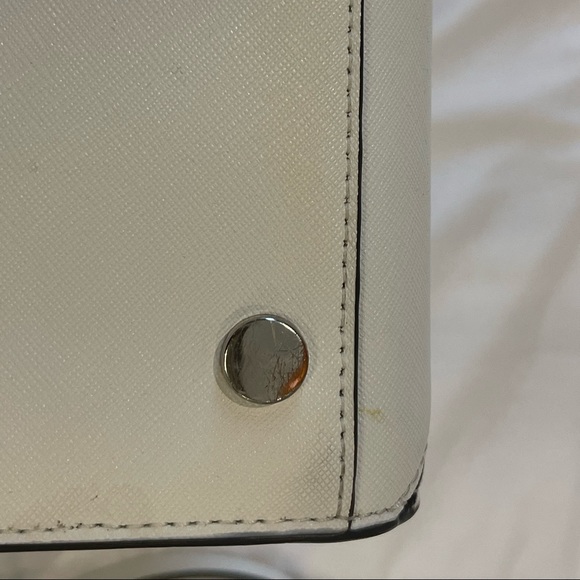 MICHEAL KORS PRISM LARGE LEATHER SATCHEL IN OPTIC WHITE - Picture 14 of 14